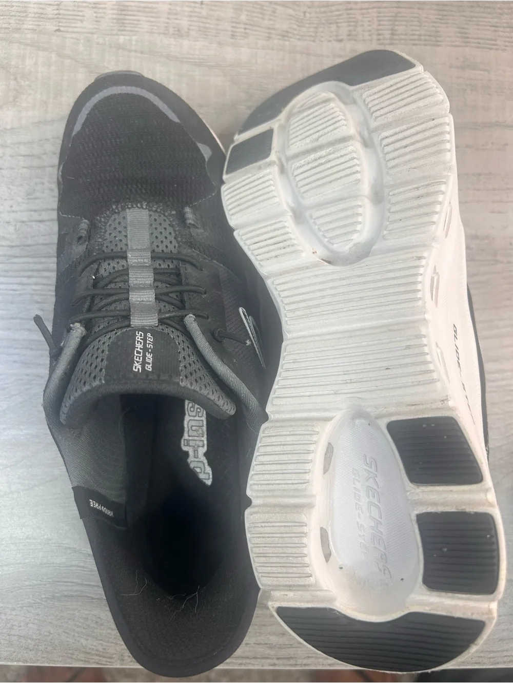 Skechers lightweight athletic